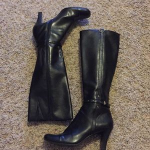 Women’s Liz Claiborne black boots